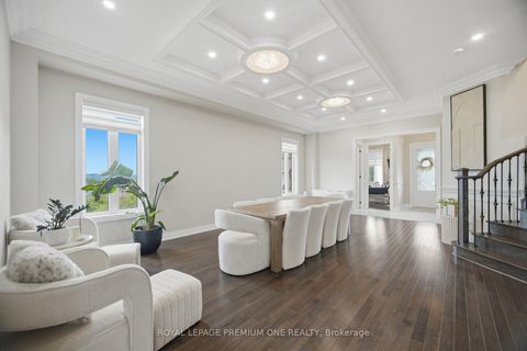 Photo 3 at 163 Muirfield Drive, Ardagh, Barrie