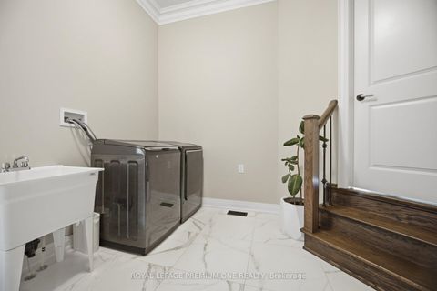 Photo 14 at 163 Muirfield Drive, Ardagh, Barrie