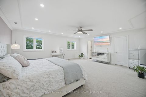 Photo 17 at 163 Muirfield Drive, Ardagh, Barrie
