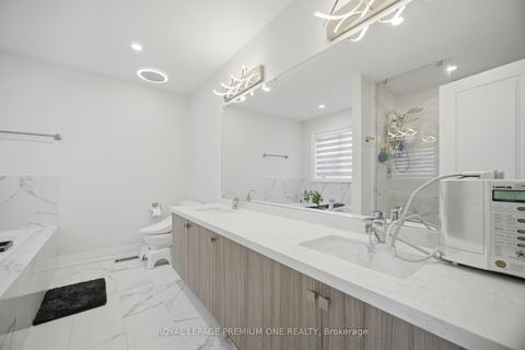 Photo 18 at 163 Muirfield Drive, Ardagh, Barrie