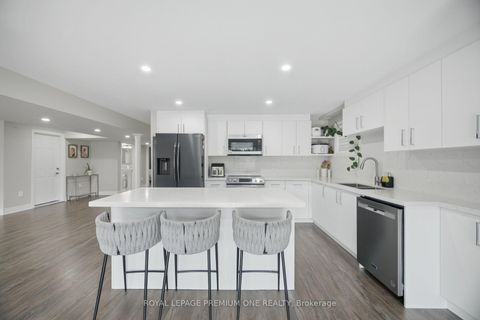 Photo 39 at 163 Muirfield Drive, Ardagh, Barrie