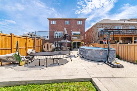 Photo 49 at 163 Muirfield Drive, Ardagh, Barrie