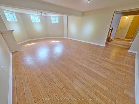 Photo 19 at 4 Bay Court, Historic Lakeshore Communities, Georgina
