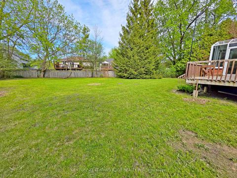 Photo 30 at 4 Bay Court, Historic Lakeshore Communities, Georgina
