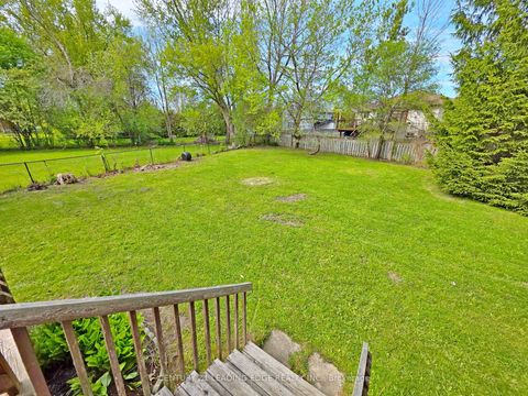 Photo 33 at 4 Bay Court, Historic Lakeshore Communities, Georgina