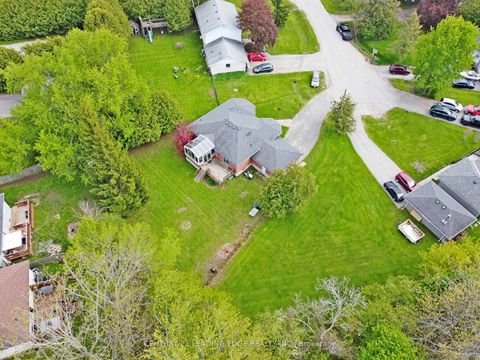 Photo 34 at 4 Bay Court, Historic Lakeshore Communities, Georgina