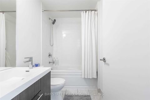 Photo 4 at 1603 - 30 Nelson Street, Waterfront Communities C1, Toronto