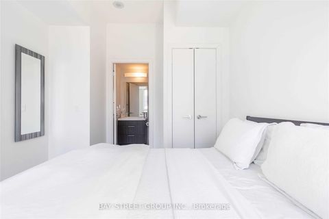 Photo 5 at 1603 - 30 Nelson Street, Waterfront Communities C1, Toronto
