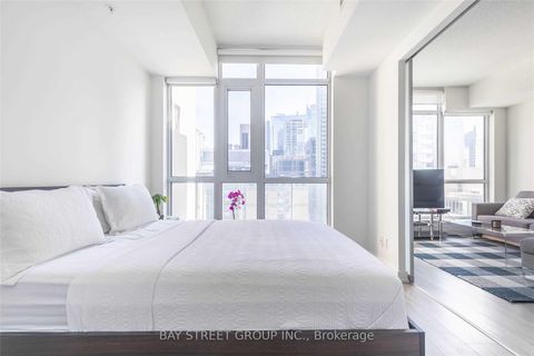 Photo 8 at 1603 - 30 Nelson Street, Waterfront Communities C1, Toronto