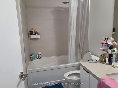 Photo 4 at 3604 - 8 Eglinton Avenue E, Mount Pleasant West, Toronto