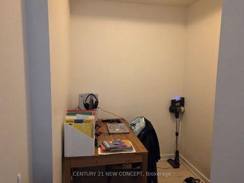Photo 5 at 3604 - 8 Eglinton Avenue E, Mount Pleasant West, Toronto