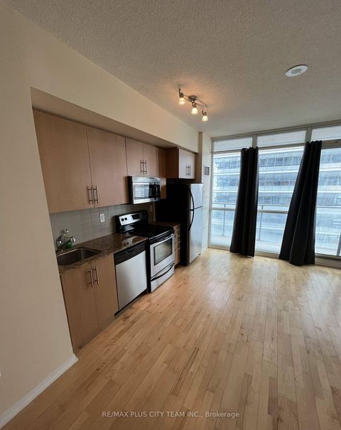 Photo 2 at 2206 - 65 Bremner Boulevard, Waterfront Communities C1, Toronto