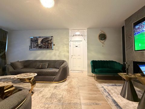 Photo 10 at 714 - 100 Wingarden Court, Malvern, Toronto