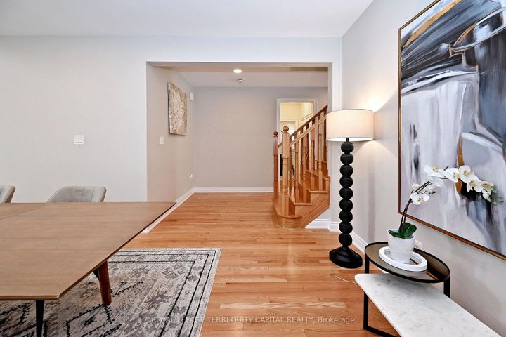 Photo 9 at 124 Milby Crescent, Bradford, Bradford West Gwillimbury
