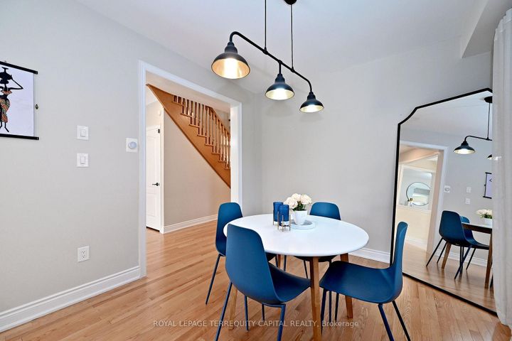 Photo 18 at 124 Milby Crescent, Bradford, Bradford West Gwillimbury