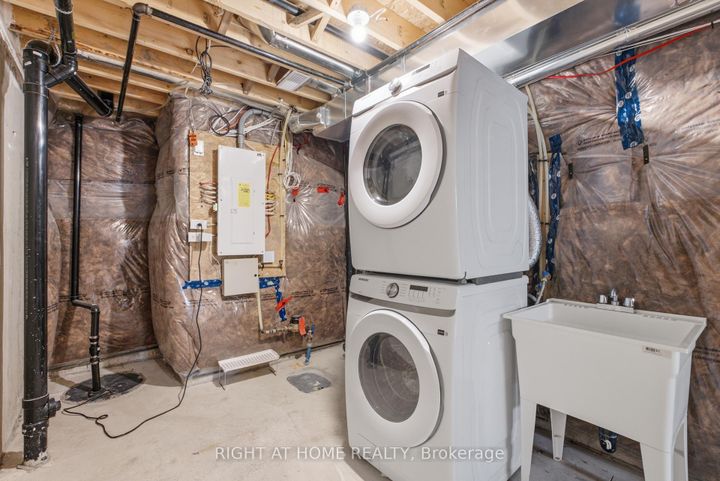 Photo 34 at 415 East 16th Street, Hill Park, Hamilton