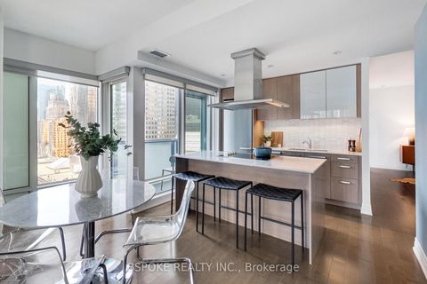Photo 10 at 1502 - 8 The Esplanade Avenue, Waterfront Communities C8, Toronto