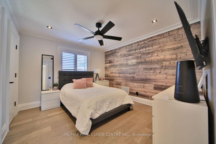 Photo 27 at 1098 Meredith Avenue, Lakeview, Mississauga