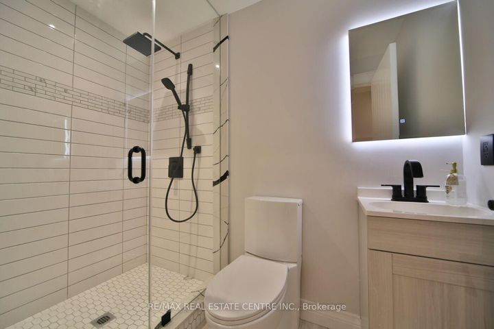 Photo 39 at 1098 Meredith Avenue, Lakeview, Mississauga