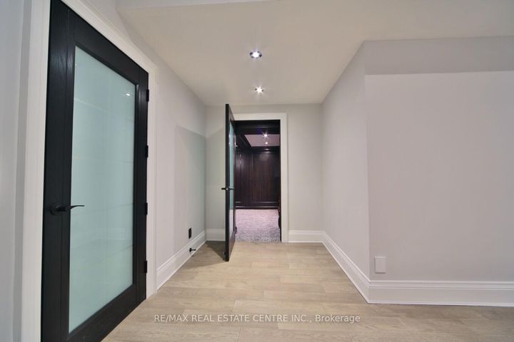 Photo 40 at 1098 Meredith Avenue, Lakeview, Mississauga