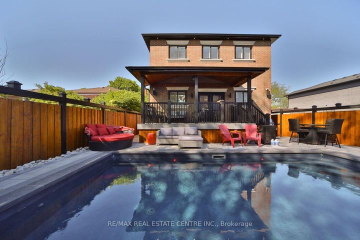 Photo 47 at 1098 Meredith Avenue, Lakeview, Mississauga