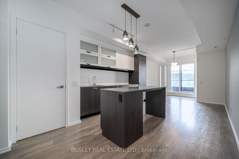 Photo 2 at 314 - 783 Bathurst Street, University, Toronto