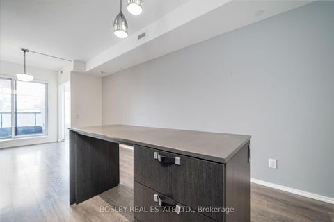 Photo 10 at 314 - 783 Bathurst Street, University, Toronto