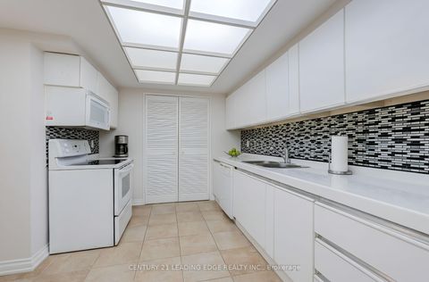 Photo 14 at 3706 - 2045 Lake Shore Boulevard W, Mimico, Toronto
