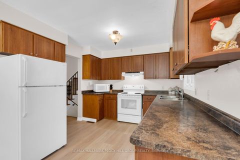 Photo 2 at 2222 Victoria Street, Stroud, Innisfil