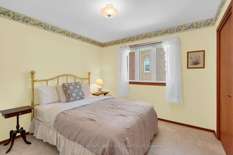 Photo 7 at 2222 Victoria Street, Stroud, Innisfil