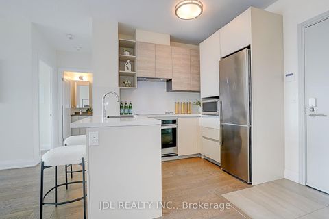 Photo 14 at 303 - 398 Highway 7 Street E, Doncrest, Richmond Hill