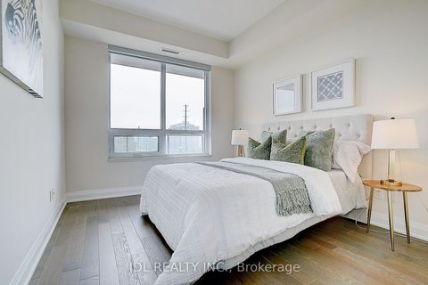 Photo 31 at 303 - 398 Highway 7 Street E, Doncrest, Richmond Hill