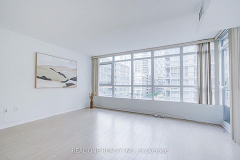 Photo 9 at 727 - 10 Capreol Court, Waterfront Communities C1, Toronto