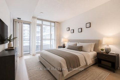Photo 12 at 727 - 10 Capreol Court, Waterfront Communities C1, Toronto
