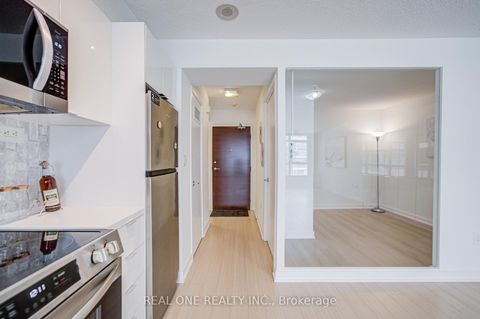Photo 17 at 727 - 10 Capreol Court, Waterfront Communities C1, Toronto