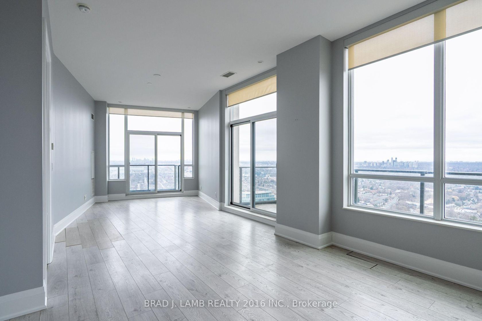 #4403 - 36 Park Lawn Road, Mimico, Toronto photo number 2