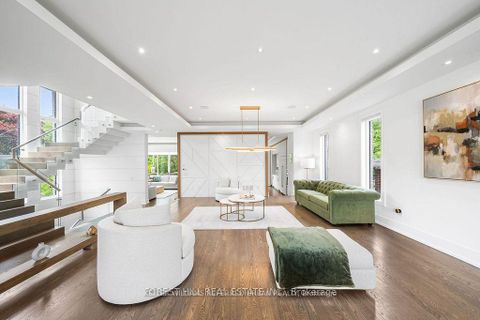 Photo 8 at 416 Patricia Avenue, Newtonbrook West, Toronto