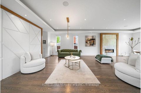 Photo 12 at 416 Patricia Avenue, Newtonbrook West, Toronto