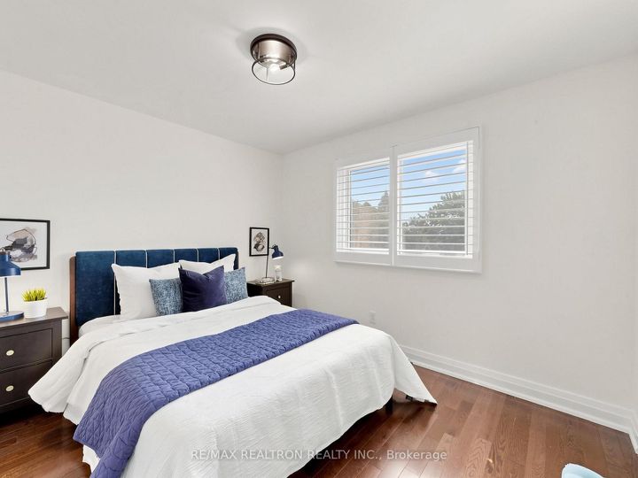 Photo 29 at 93 Stiver Drive, London, Newmarket