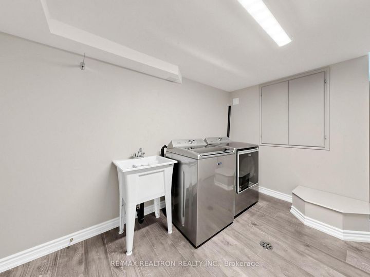 Photo 40 at 93 Stiver Drive, London, Newmarket