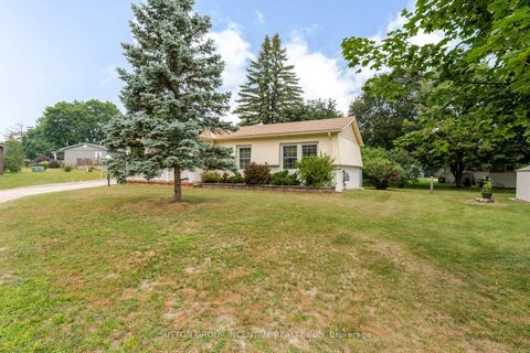 Photo 2 at 6 Willow Landing, Rural Innisfil, Innisfil