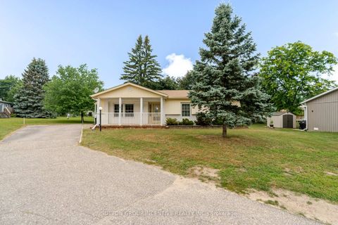 Photo 3 at 6 Willow Landing, Rural Innisfil, Innisfil