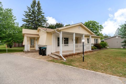 Photo 4 at 6 Willow Landing, Rural Innisfil, Innisfil