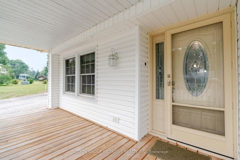 Photo 8 at 6 Willow Landing, Rural Innisfil, Innisfil