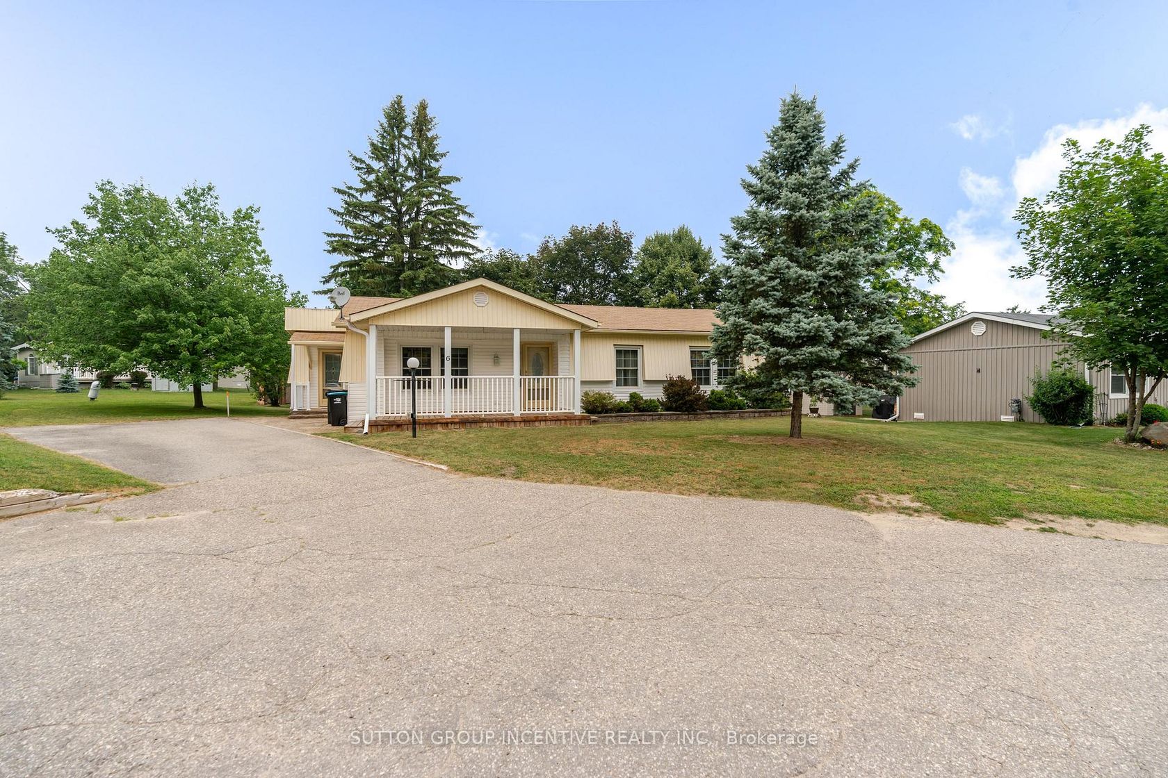 6 Willow Landing, Rural Innisfil, Innisfil photo number 2