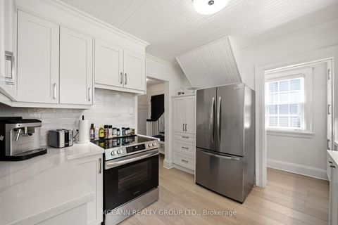 Photo 12 at 1396 Mount Pleasant Road, Lawrence Park South, Toronto