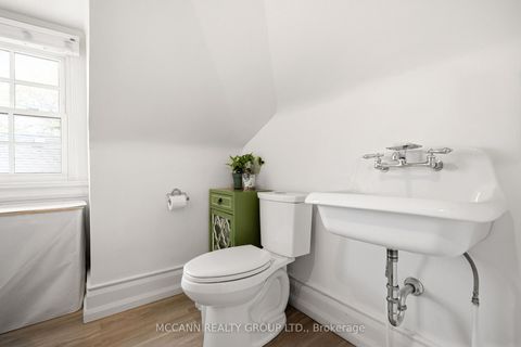 Photo 25 at 1396 Mount Pleasant Road, Lawrence Park South, Toronto