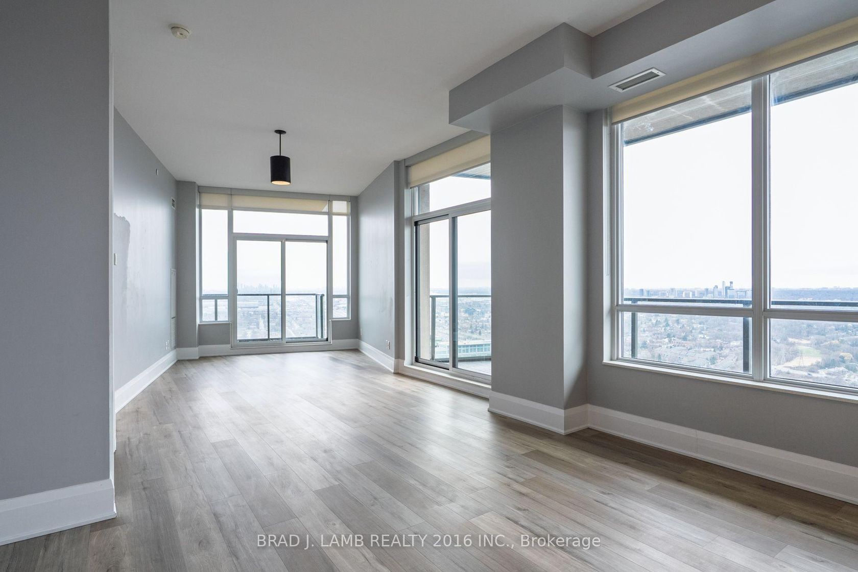 #4303 - 36 Park Lawn Road, Mimico, Toronto photo number 2