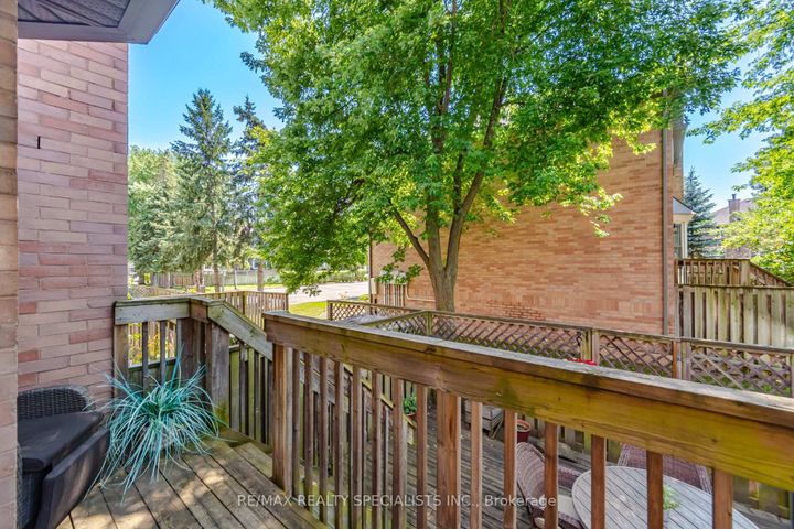 Photo 37 at 17 - 2935 Headon Forest Drive, Headon, Burlington