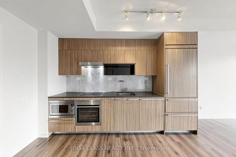 Photo 8 at 503 - 90 Queens Wharf Road, Waterfront Communities C1, Toronto